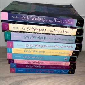 Emily Windsnap Paperback Book Lot 1-9 Liz Kessler Lot of 9